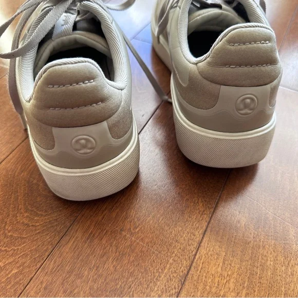 Lululemon Cityverse Leather beige Sneaker Women's Beige Athletic Shoes - Picture 7 of 10